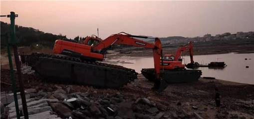 民強水陸兩用挖掘機出租 洪湖市大沙優質推薦商家，助力高效施工